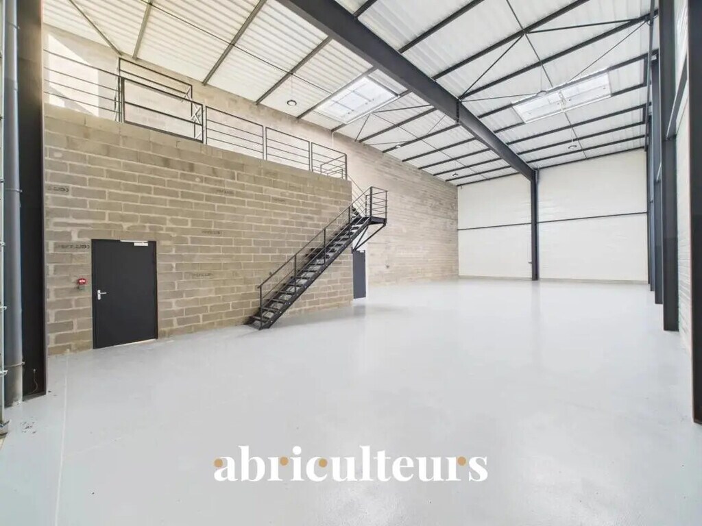 Location Commerce 295 m² - Photo 1