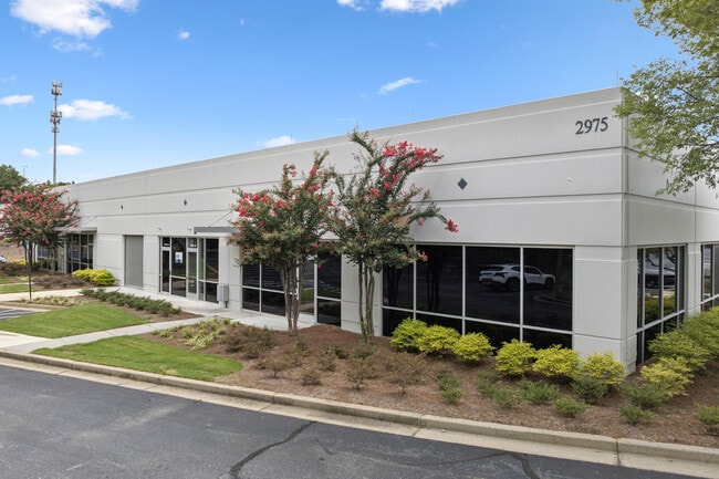 More details for 2975 Breckinridge Blvd, Duluth, GA - Industrial to Rent
