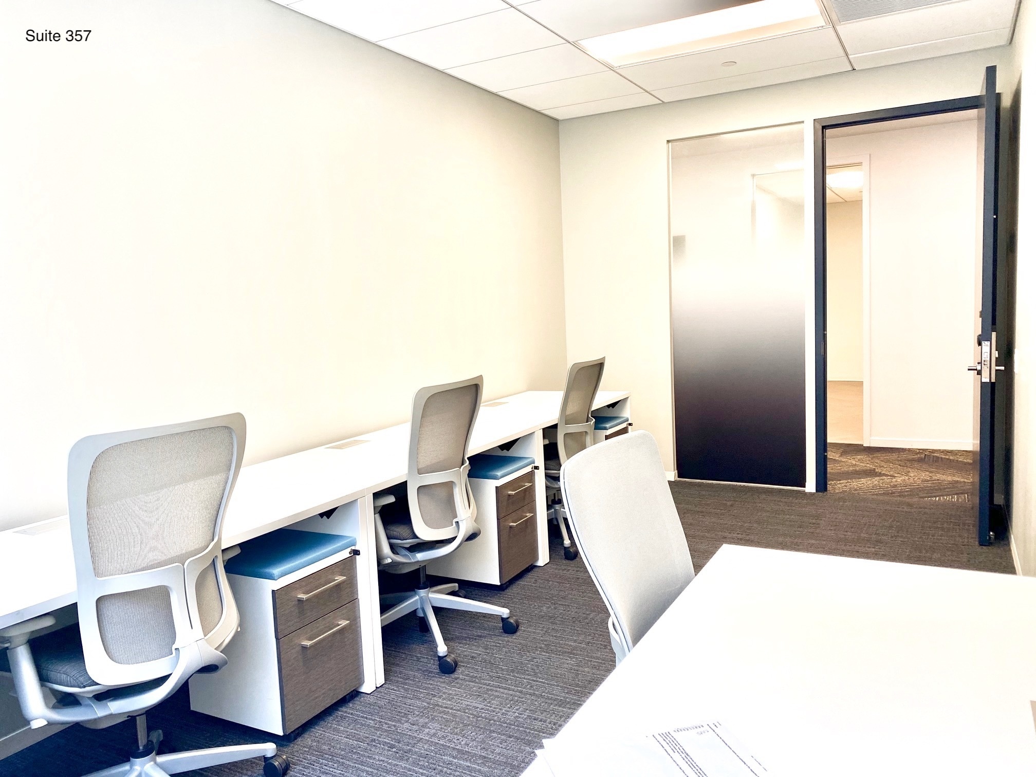 1185 Avenue of the Americas, New York, NY to rent Interior Photo- Image 1 of 3