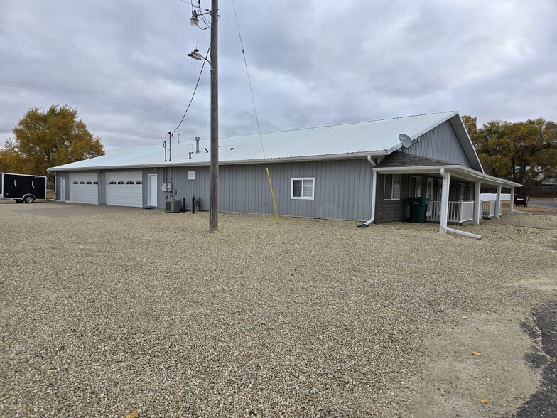 31259 64th Avenue Path, Cannon Falls, MN for sale - Building Photo - Image 1 of 7