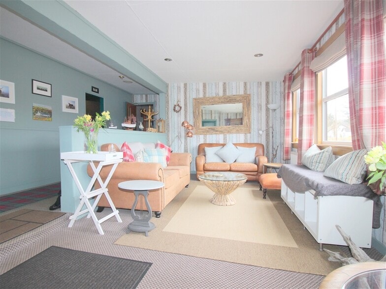 Drumbeg Hotel, Lairg for sale - Building Photo - Image 3 of 29