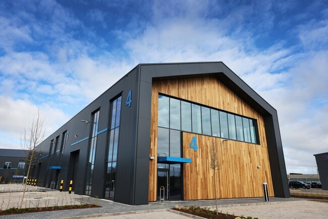 More details for 5-7 Orbis, Westcott - Industrial to Rent