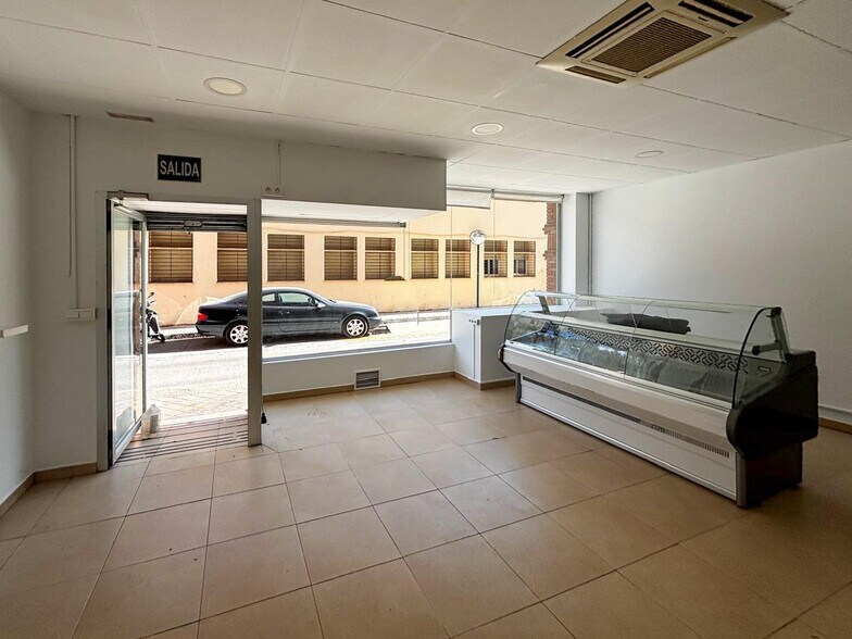 Calle Torre Quebrada, Granada, Granada for sale - Interior Photo - Image 2 of 24