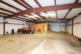 102 S Moore St, Duncan, SC for rent Interior Photo- Image 1 of 5