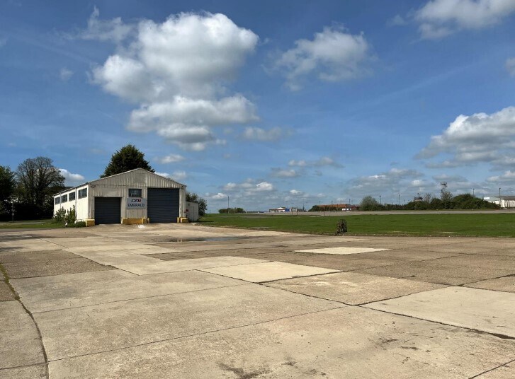 Camp Rd, Upper Heyford for sale Building Photo- Image 1 of 1