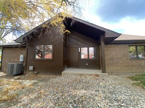 4622 E State Blvd, Fort Wayne, IN for rent Building Photo- Image 1 of 18