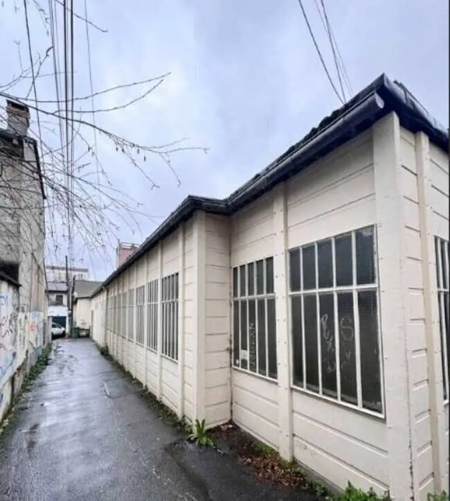 Vente Local d'activités 250 m²