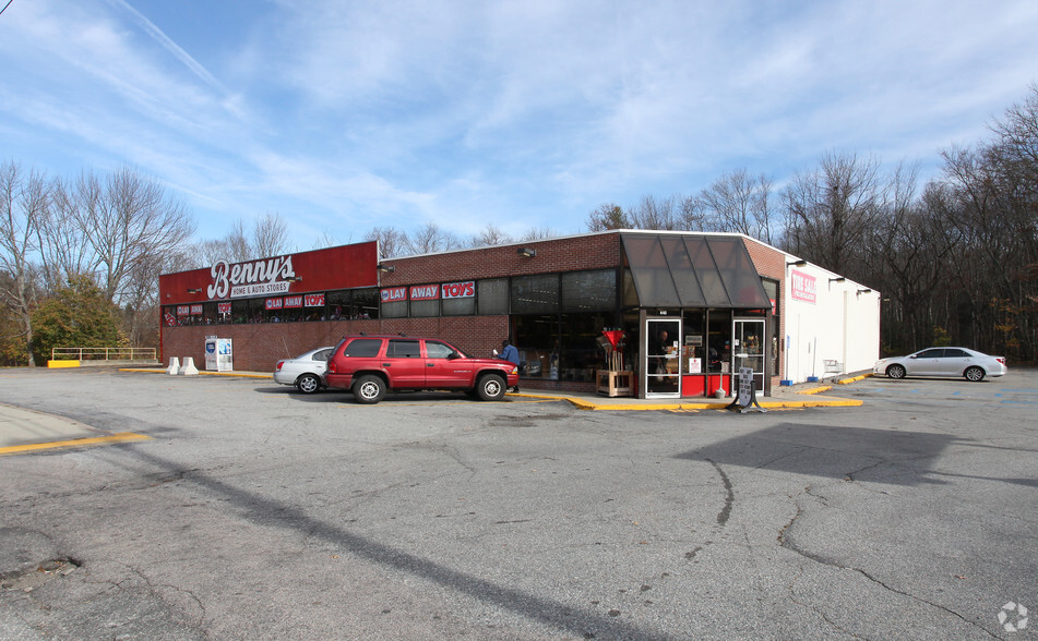 774 N Main St, Danielson, CT for sale - Primary Photo - Image 1 of 1