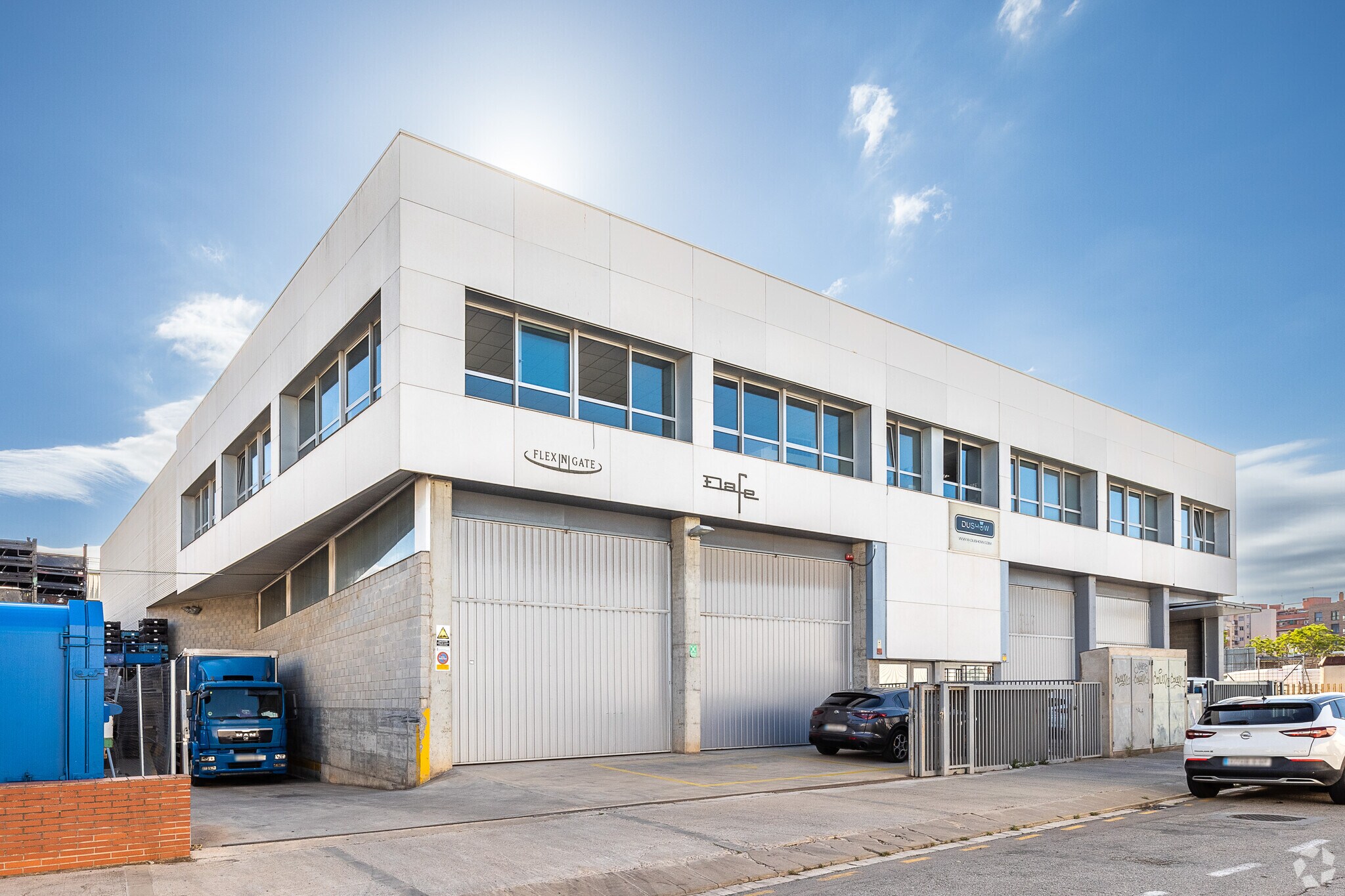 Industrial in Sant Feliu de Llobregat, Barcelona to rent Building Photo- Image 1 of 8