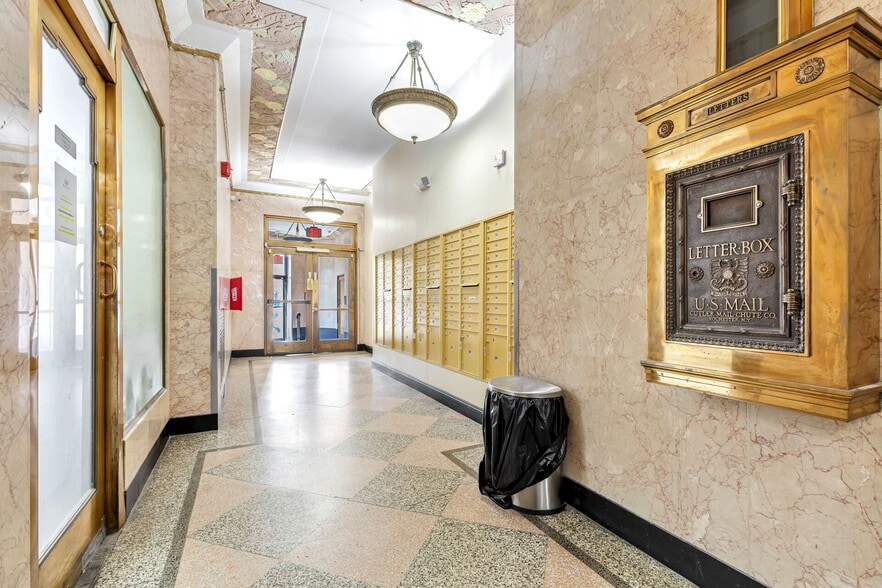 313 State St, Perth Amboy, NJ to rent - Interior Photo - Image 3 of 10