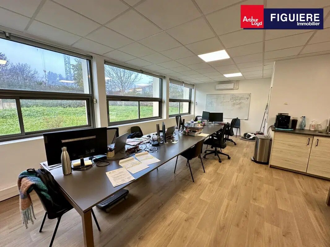 Office in Aix-en-Provence to rent Interior Photo- Image 1 of 8