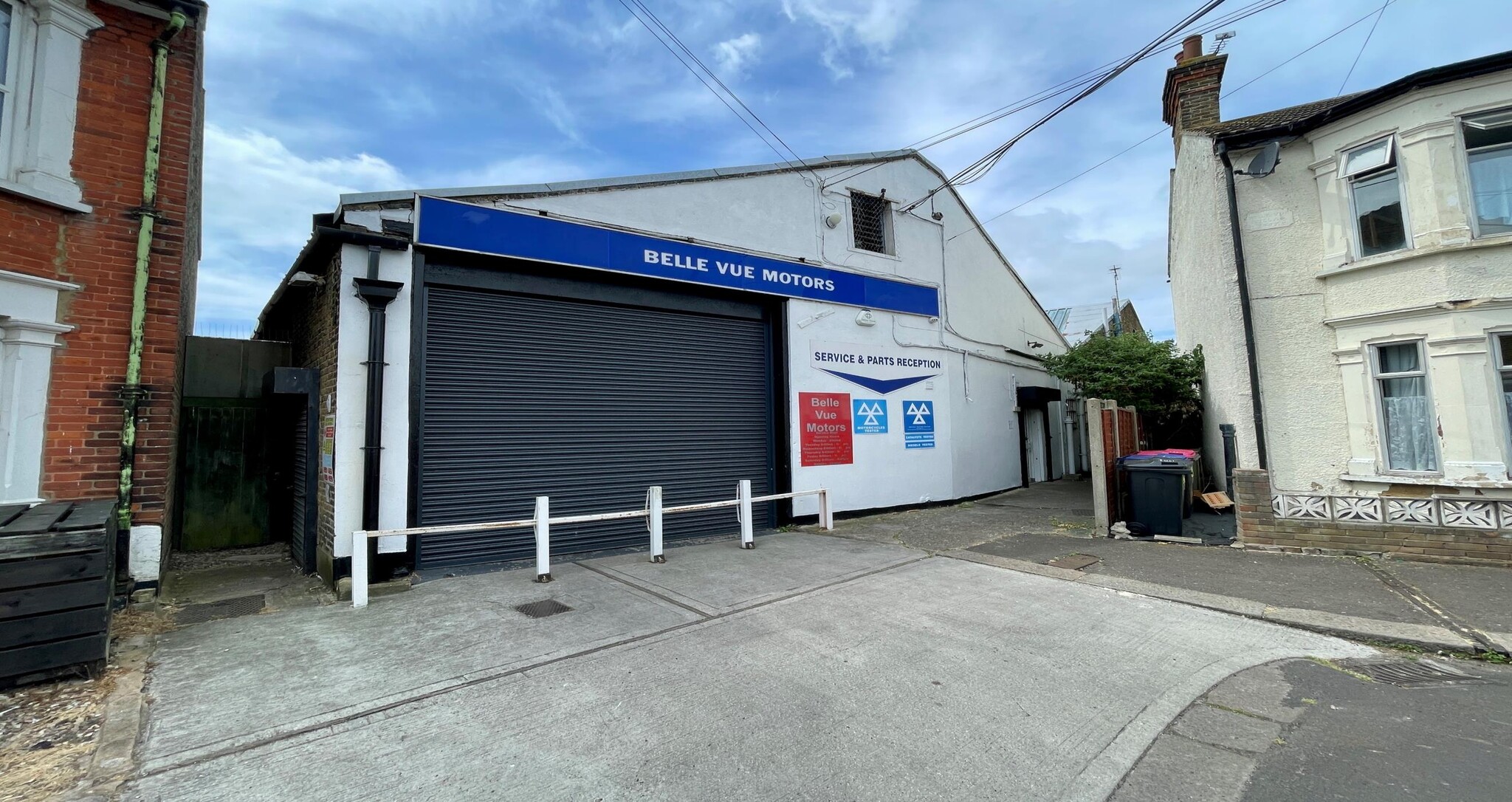 22 Belle Vue Pl, Southend On Sea for sale Primary Photo- Image 1 of 8