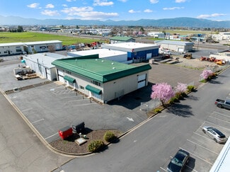 More details for 6062-6068 Crater Lake Ave, Central Point, OR - Industrial for Sale