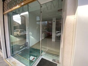 Retail in Toledo, Toledo to rent Construction Photo- Image 2 of 9