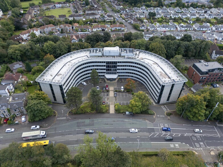 231 Corstorphine Rd, Edinburgh to rent - Building Photo - Image 1 of 12