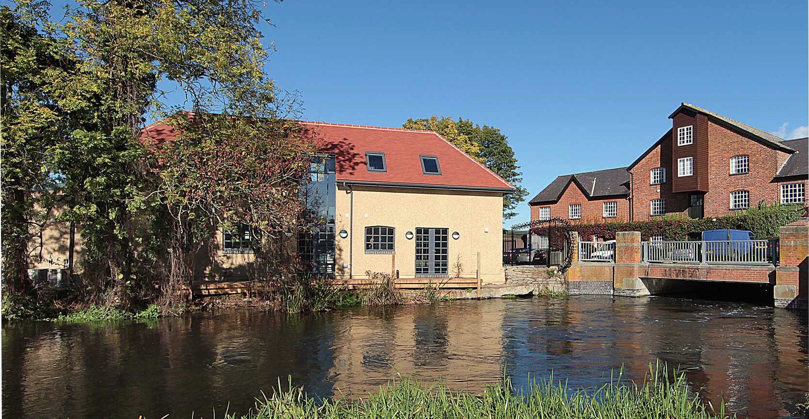 Horton Rd, Staines for sale Primary Photo- Image 1 of 1