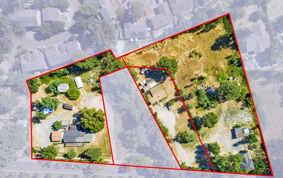 8490 Old Redwood Hwy, Windsor 95492 UK