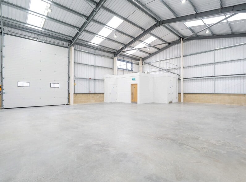 Greatbridge Rd, Romsey to rent - Interior Photo - Image 3 of 5