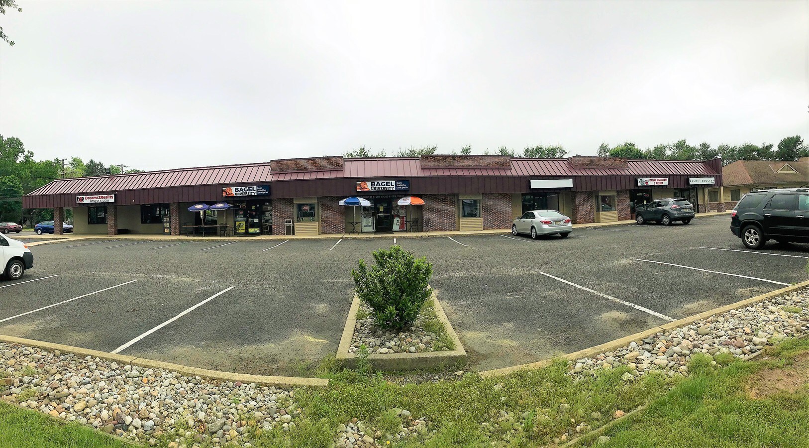 1406 S Main Rd, Vineland 08360