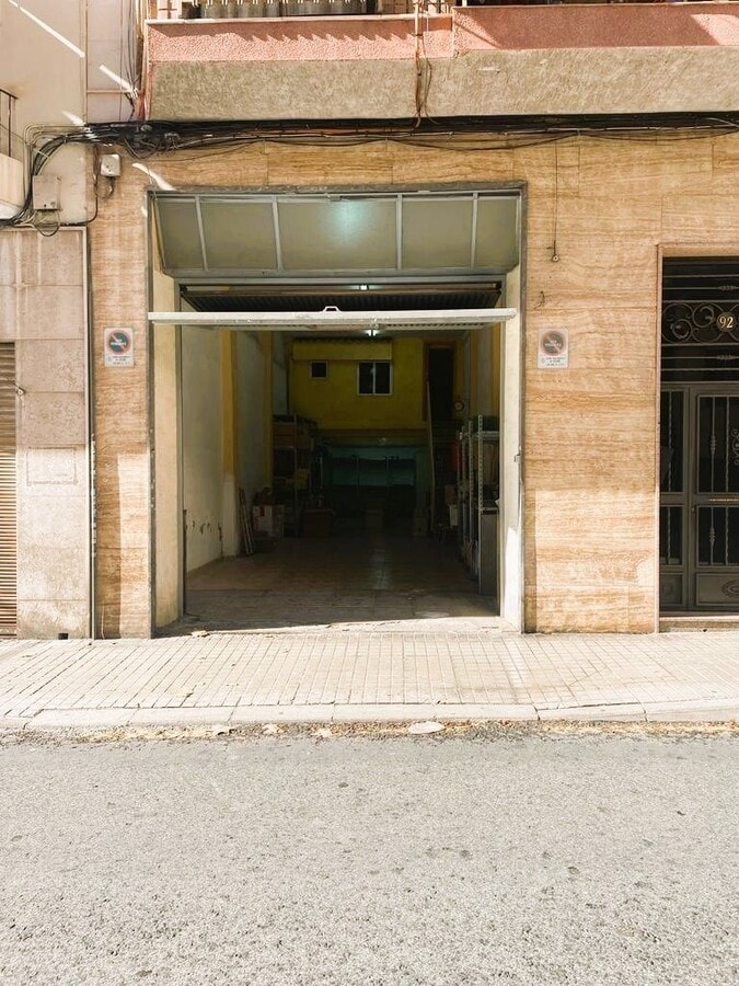 Elche, ALI 03201 - Unit - - - Interior Photo - Image 1 of 15