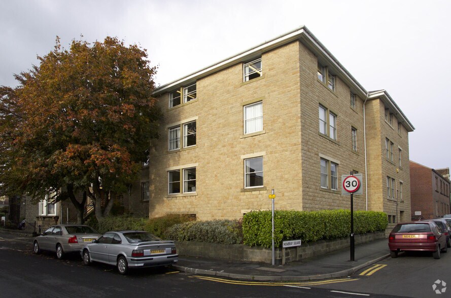 Mowbray Sq, Harrogate for sale - Primary Photo - Image 1 of 1