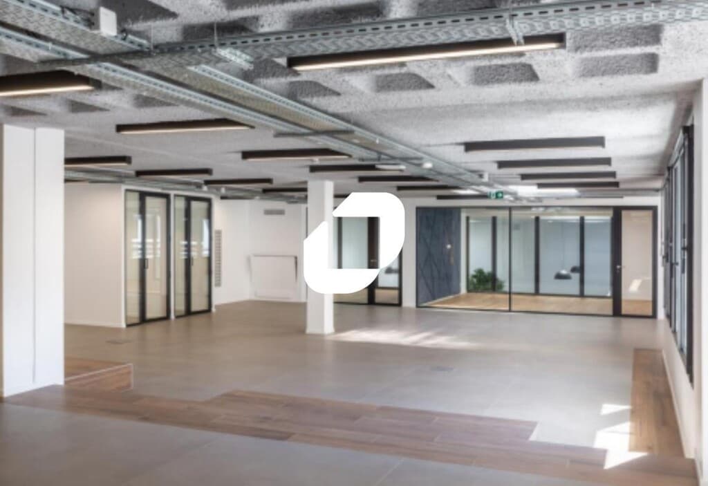 Vente Bureaux 2 692 m² - Photo 1
