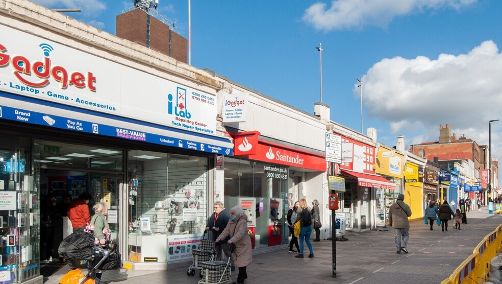 73 Eltham High St, London to rent - Building Photo - Image 2 of 2