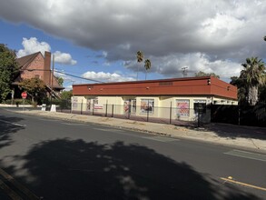 942 N Hunter St, Stockton, CA for rent Building Photo- Image 1 of 10