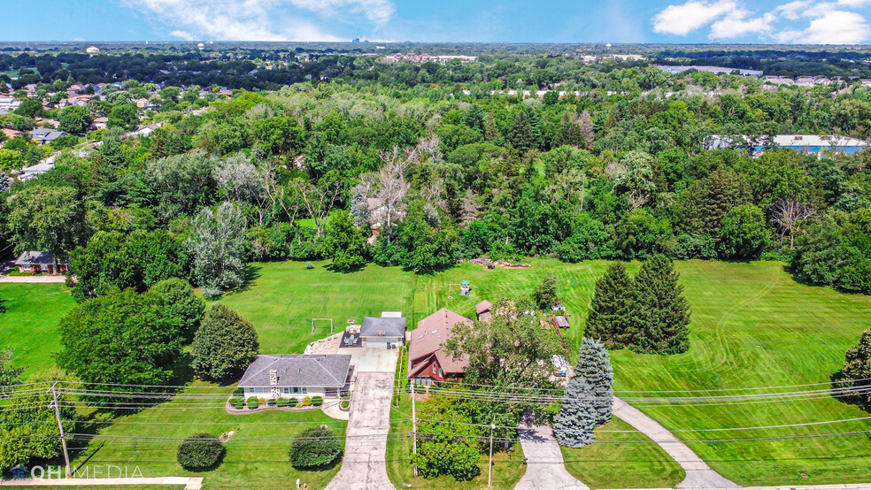 1240 83rd St, Downers Grove, IL for sale - Primary Photo - Image 1 of 1