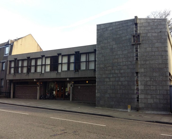 35 Mid Stocket Rd, Aberdeen, AB15 5JL UK