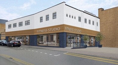 West St, Maidenhead to rent Building Photo- Image 1 of 3