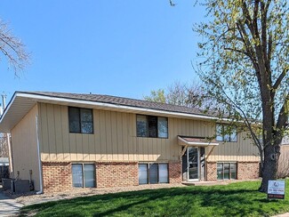 More details for 990 Grand Ave, Marion, IA - Residential for Sale