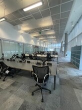 Wood Ln, London to rent Interior Photo- Image 1 of 5