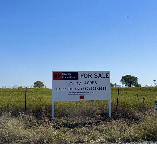 Pioneer Rd rd, Rhome, TX for sale - Primary Photo - Image 2 of 3