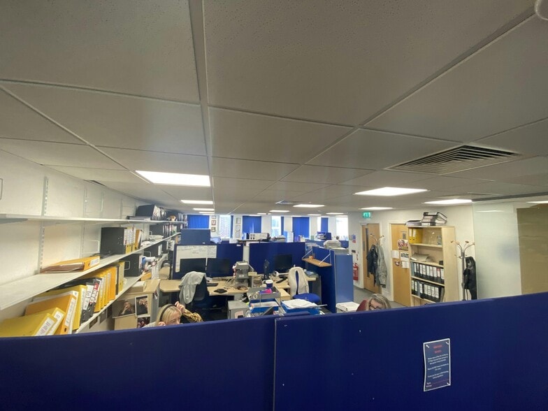 10-20 Arundel Gate, Sheffield to rent - Interior Photo - Image 3 of 9