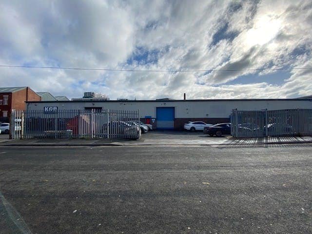 Butterley St, Leeds to rent Building Photo- Image 1 of 3