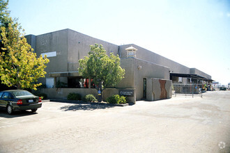 7455-7465 Carroll Rd, San Diego, CA for rent Building Photo- Image 1 of 7