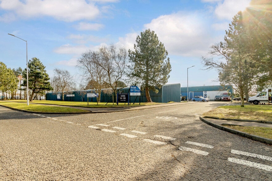 17 Woodgate Way S, Glenrothes to rent - Other - Image 2 of 19