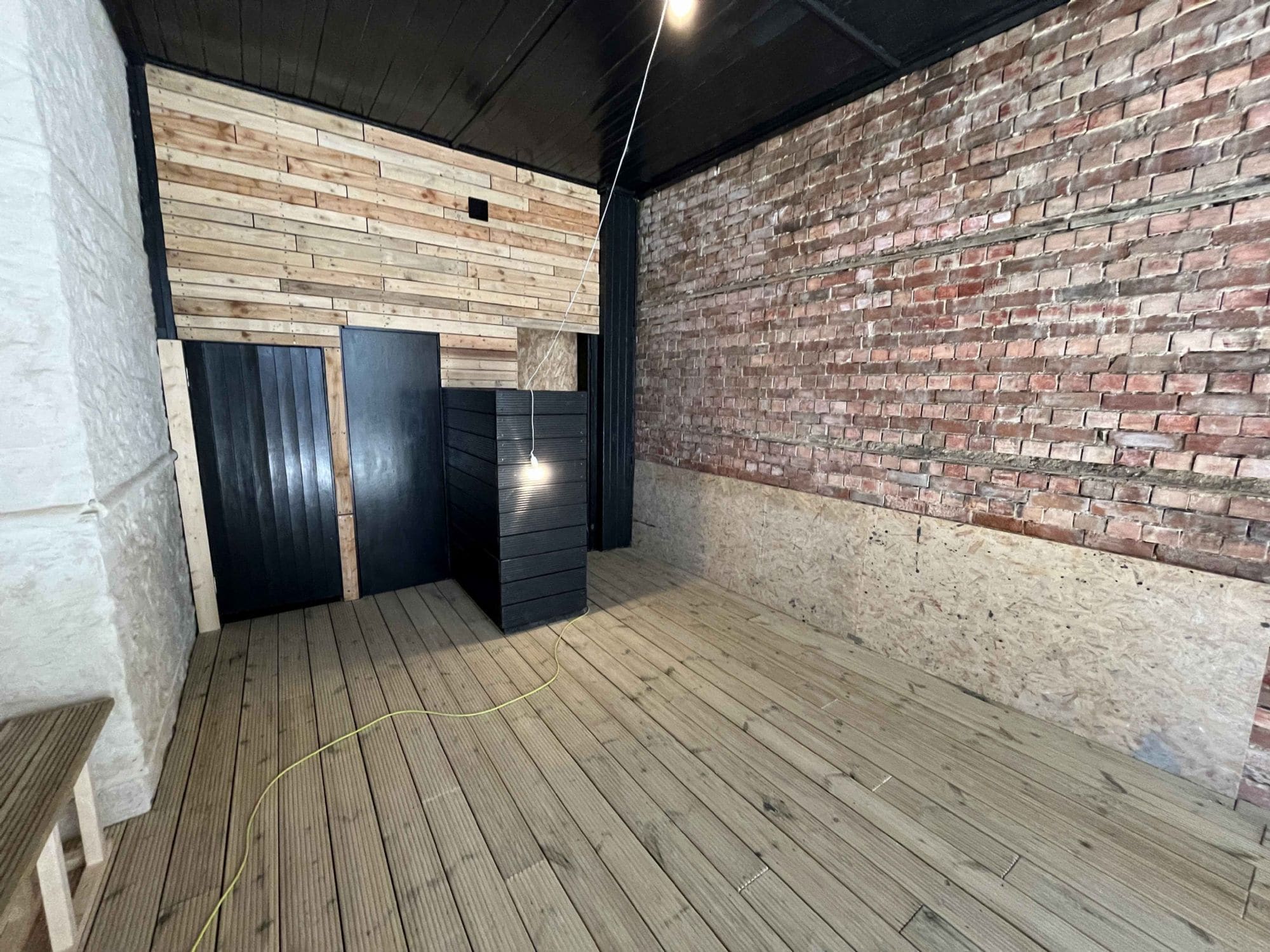 15 Honey St, Bodmin to rent Interior Photo- Image 1 of 4
