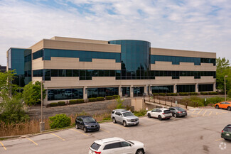 More details for 300 N Executive Dr, Brookfield, WI - Office for Rent