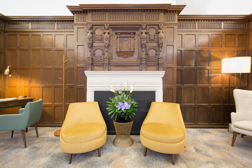 3-4 Devonshire St, London to rent - Interior Photo - Image 3 of 9