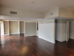 400 W Coast Hwy, Newport Beach, CA for rent Interior Photo- Image 1 of 8