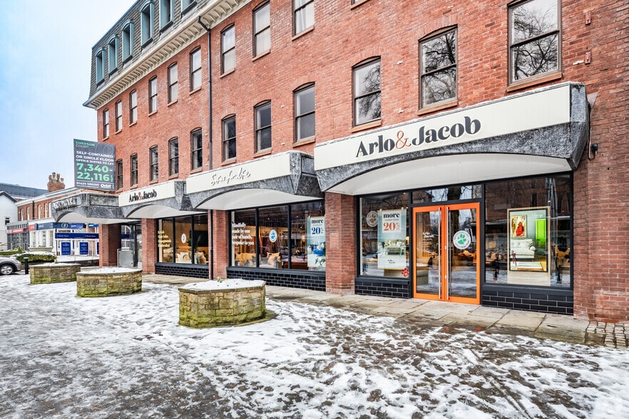 Alderley Rd, Wilmslow to rent - Building Photo - Image 3 of 5