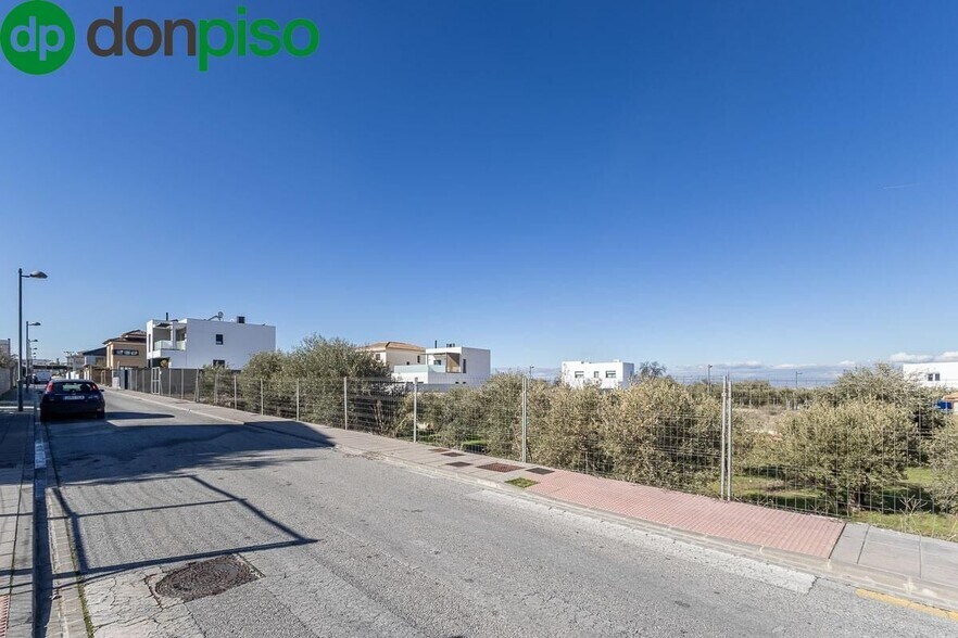 Calle Libertad, 4, La Zubia, Granada for sale - Primary Photo - Image 1 of 11