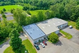 8198 Euclid Ct, Manassas Park, VA to rent Building Photo- Image 1 of 1