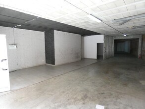 Retail in Igualada, Barcelona to rent Interior Photo- Image 2 of 9
