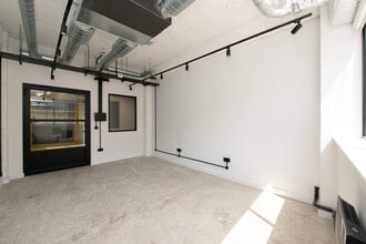 32-36 Loman St, London to rent Interior Photo- Image 1 of 12
