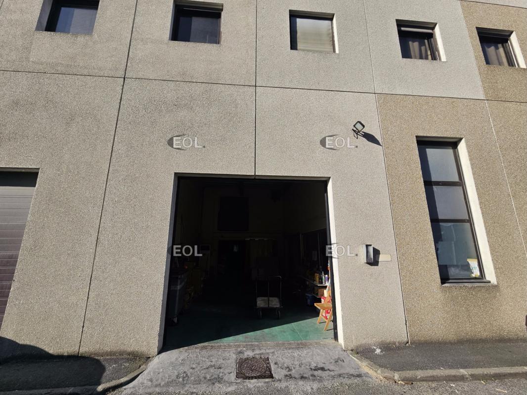 Light Industrial in Boissy-Saint-Léger for sale Building Photo- Image 1 of 20