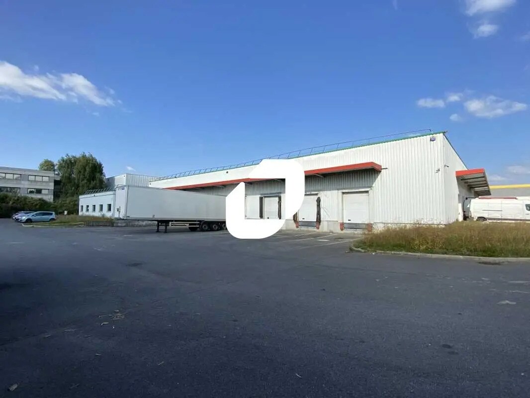 Office in Mitry-Mory to rent Building Photo- Image 1 of 9