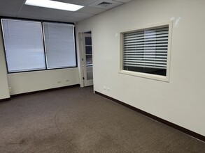 98-1238 Kaahumanu St, Pearl City, HI for rent Building Photo- Image 1 of 5